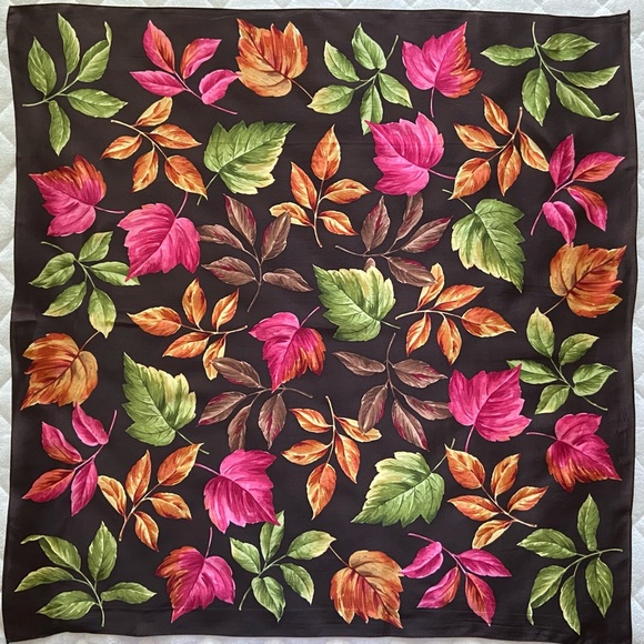 Vintage Accessories - 🍂 Talbots, Vintage Les Feuilles Mortes Silk Scarf